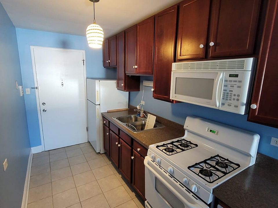 1st image of 4709 N Milwaukee Ave #2RS