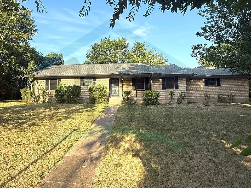 835 Hill City Dr