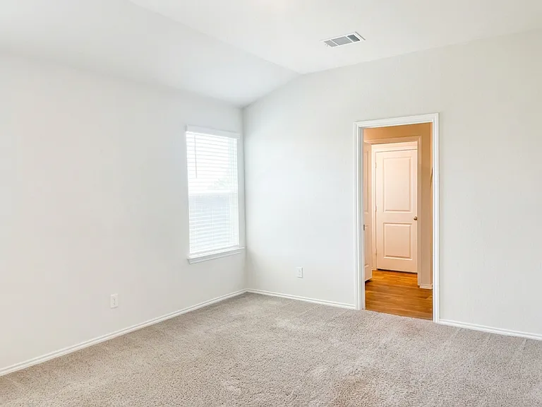 3202 Lamoka Lake — Photo 9
