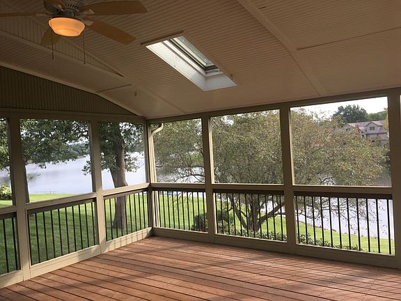 17'X16' Screened Porch 