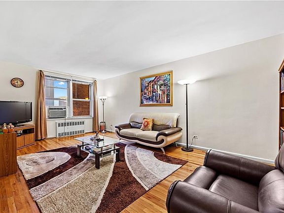 4th image of 2260 Benson Ave APT 5E