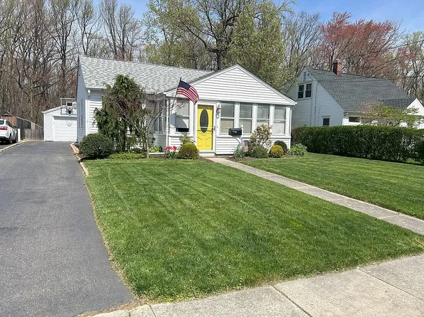 310 W Prospect Ave, Keyport, NJ 07735