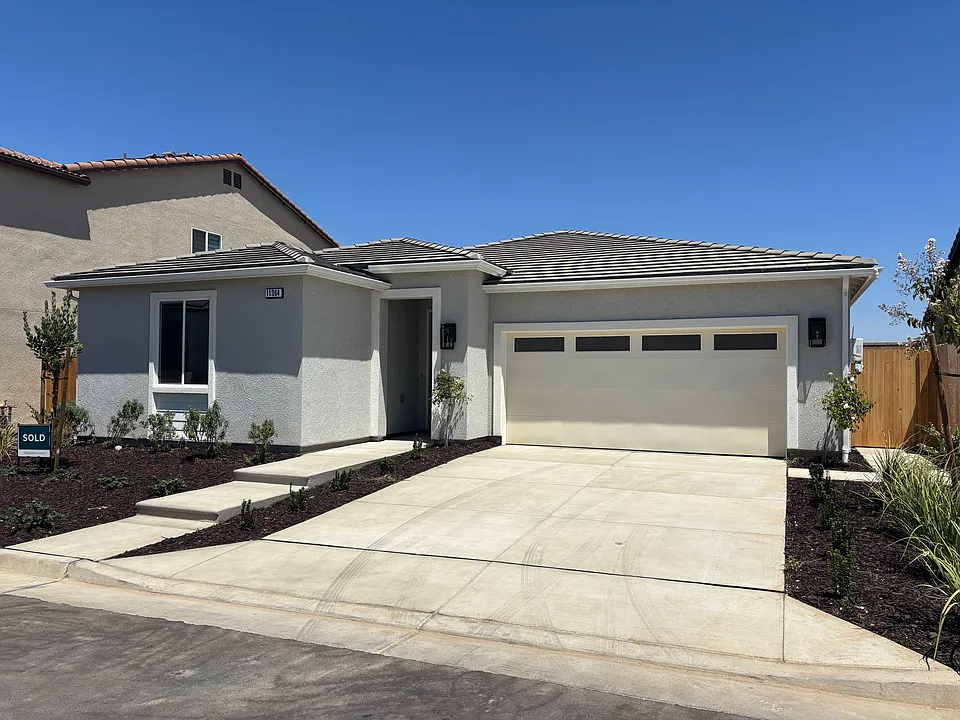 11364 N La Brisa Dr