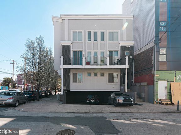 3rd image of 1246 Frankford Ave Unit 2