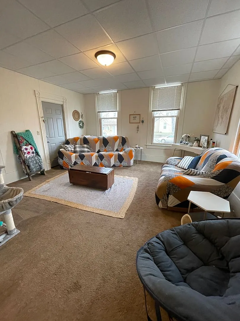 2 Bedroom Apartment Near UW-La Crosse and Western Tech — Photo 3