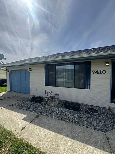 7410 W Walnut St Photo 1