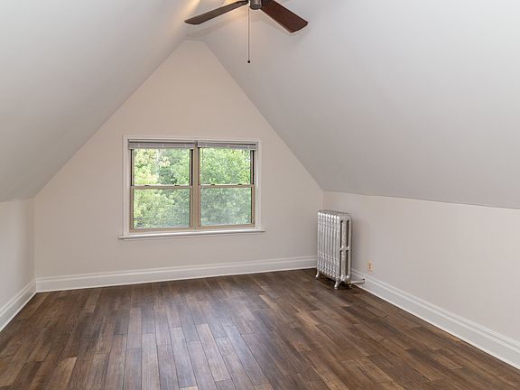 2nd image of 5240 N Sawyer Ave APT 2