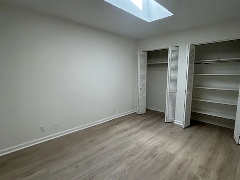 309 Maple St — Photo 17