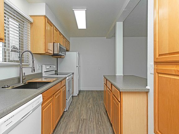4th image of 3969 Adams St APT F223