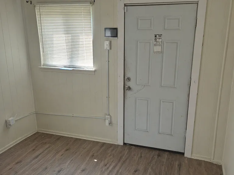 2162 Edmund Ave — Photo 2