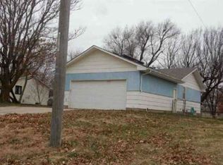 729 N Lincoln St, Cheney, KS 67025