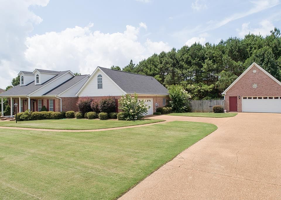 1st image of 507 Rock Springs Dr