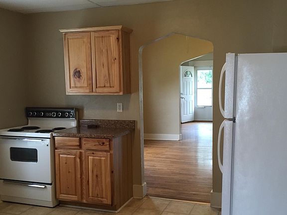 5th image of 700 E 8th Ave