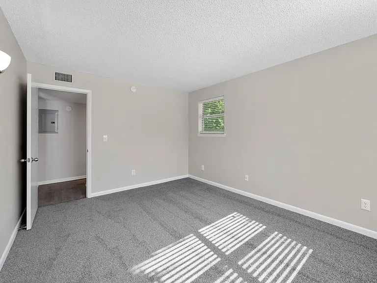 Magnolia Point — Photo 27