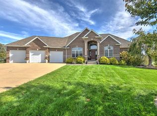 330 Hundley Rd, Forsyth, IL 62535