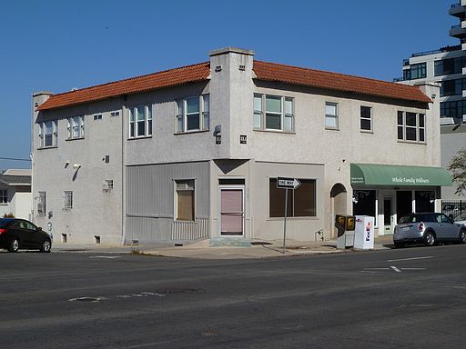 1st image of 3002 5th Ave