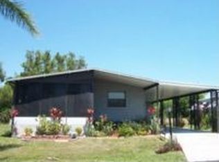 206 Grosbeak Ln, Naples, FL 34114