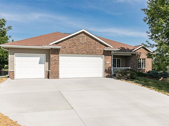 2nd image of 2217 Harvest Cir
