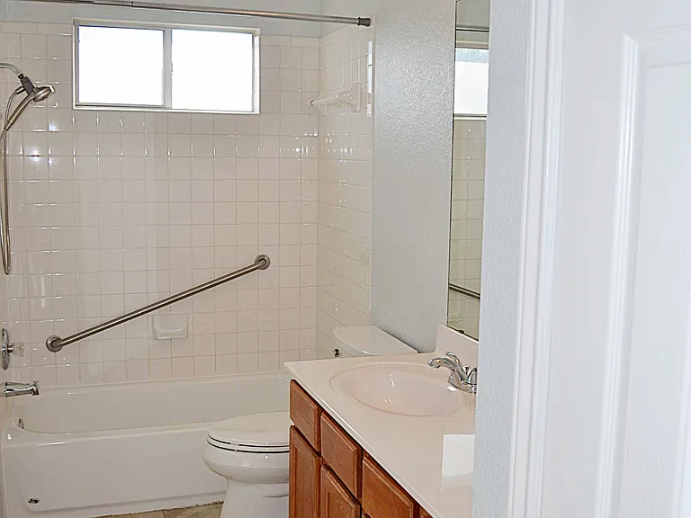5000 Sydney Harbour Ct — Photo 39