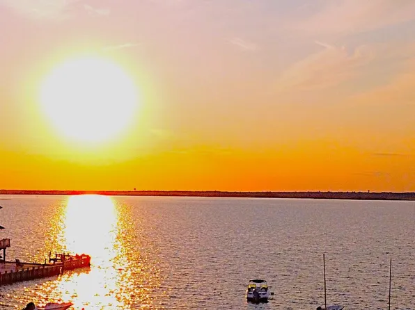 271 N 18th Street, Surf City, NJ 08008