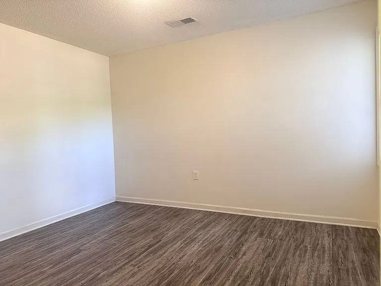 2031 Wolfmill Dr #103 — Photo 10