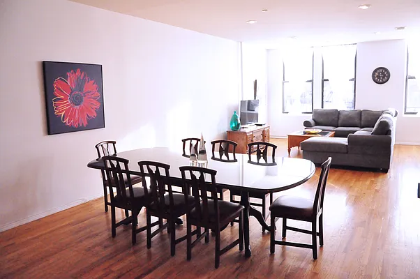 Rented by Reza Namazi, LREB | media 39