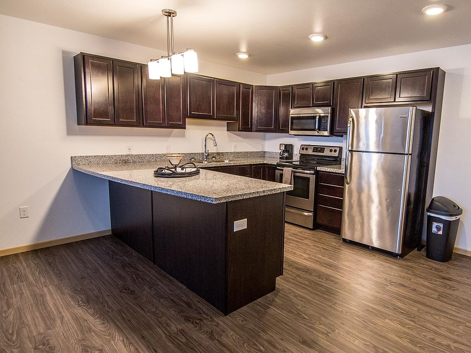 1st image of 3140 Bluestem Dr