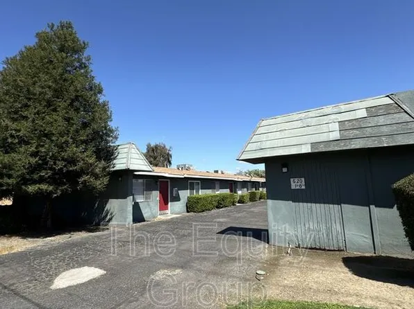 620 N Blackstone St APT 1, Tulare, CA 93274