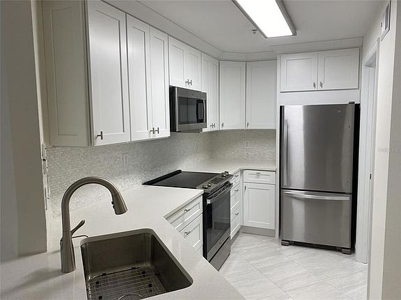 5th image of 5701 Bentgrass Dr Unit 102