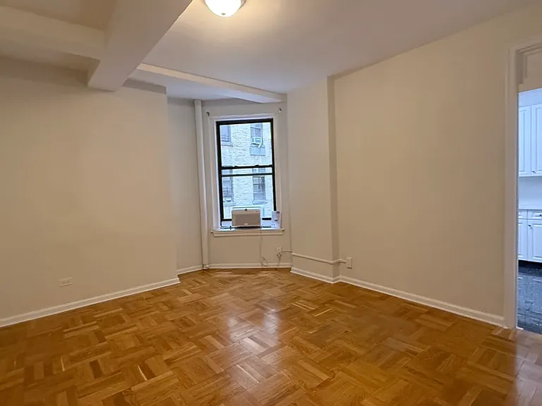 365 W End Ave #3G — Photo 7