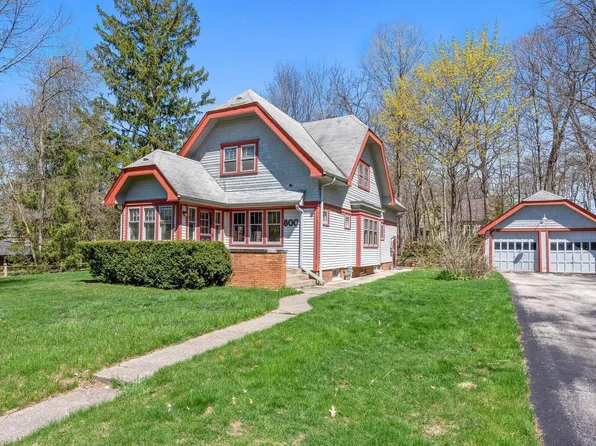 800 Meadow LANE, Elm Grove, WI 53122