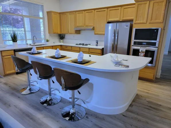 4224 Rose Creek Rd, Roseville, CA 95747