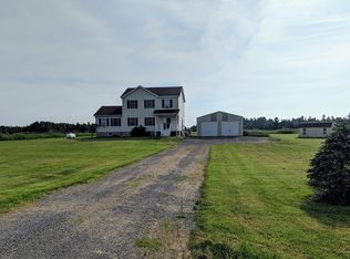 8681 County Route 8, Cape Vincent, NY 13618