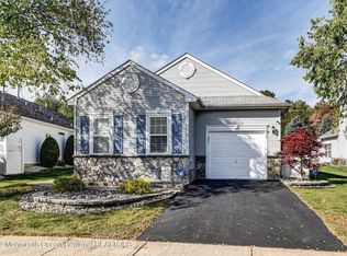 34 Saxony Cir, Manchester, NJ 08759