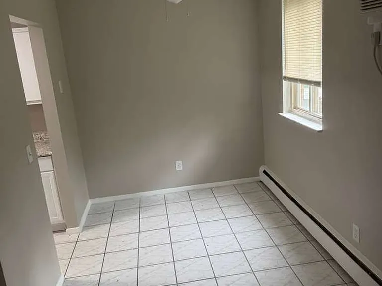 2100 Harrison Ave — Photo 10