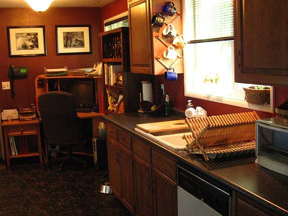 Kitchen with Dinnette