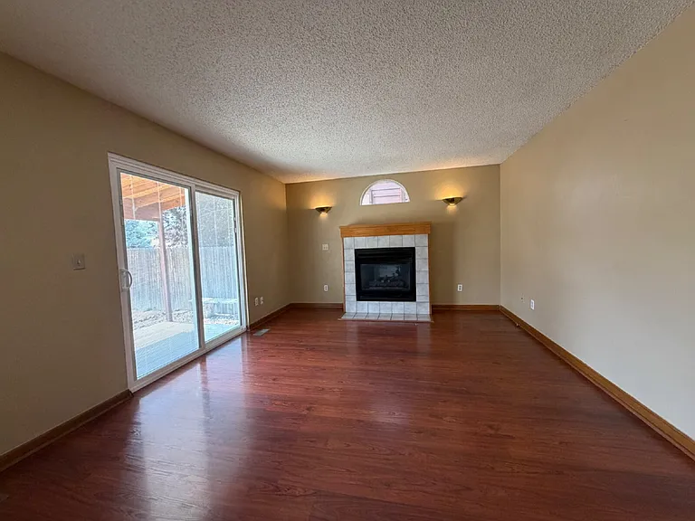 3883 S Gibraltar St — Photo 7