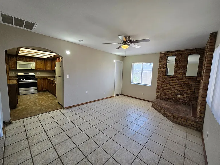 4647 Marnell Dr — Photo 2