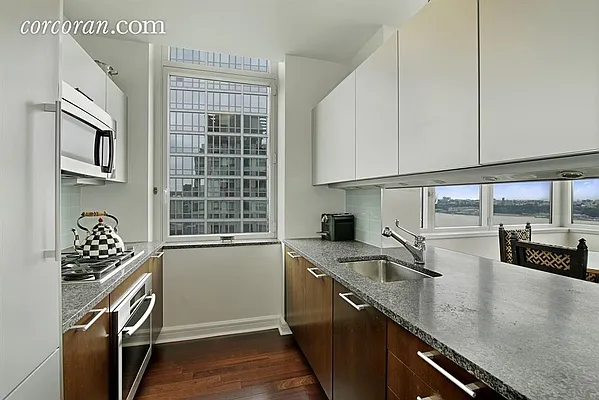 Sold by Corcoran | media 2