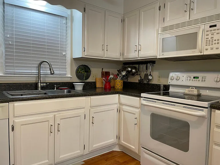 3532 Fayetteville Rd — Photo 12