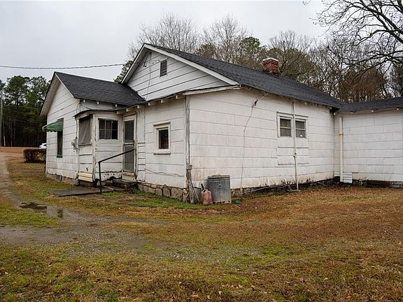 3rd image of 1702 Jones Ferry Rd