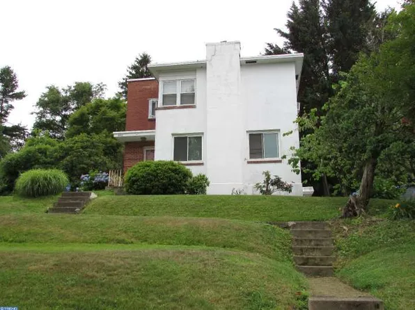 8406 Widener Rd, Wyndmoor, PA 19038