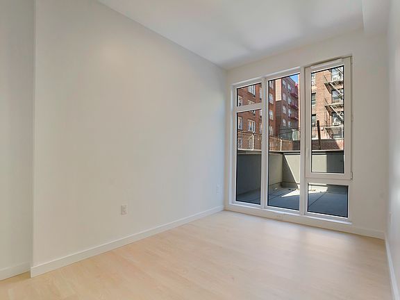 3rd image of 14815 89th Ave #8V