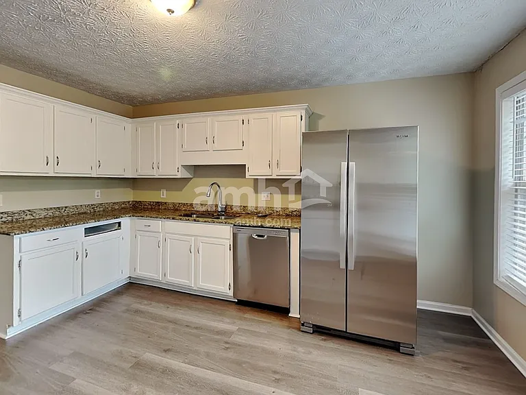 808 Grindstone Pl SW — Photo 4