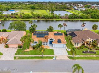 222 Cove Loop Dr, Merritt Island, FL 32953