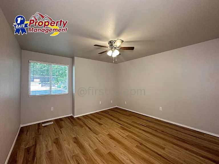 4824 W Blodgett Ln #202 — Photo 11