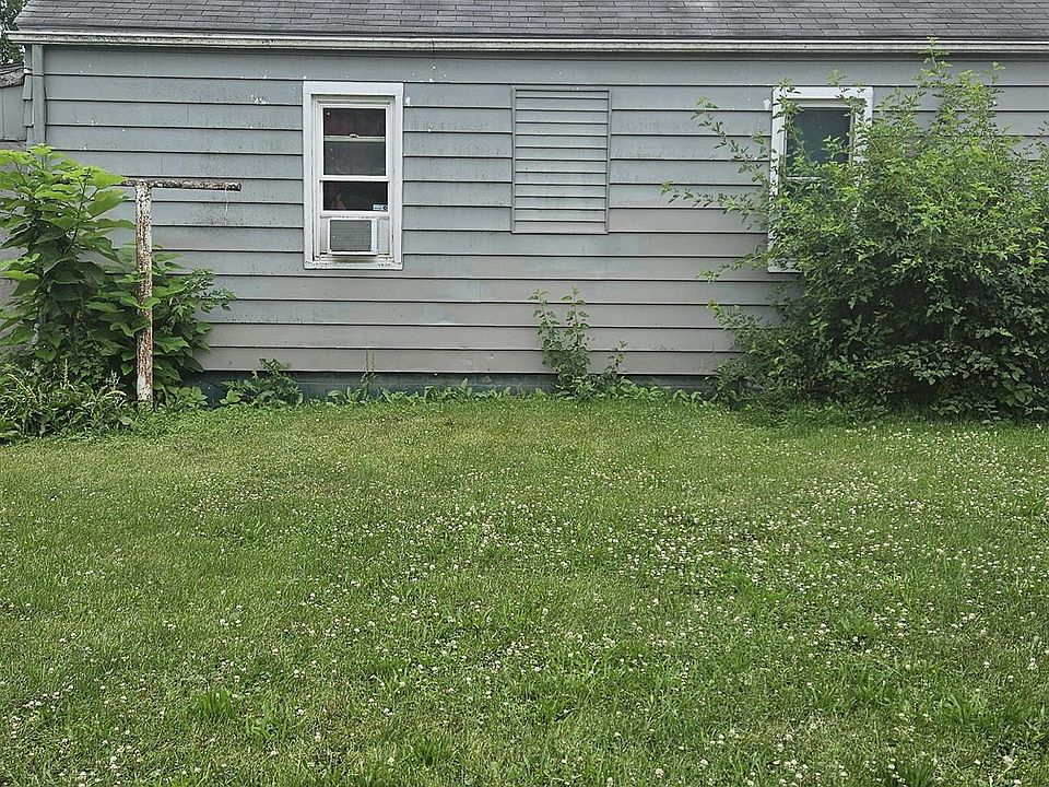 2nd image of 1809 Albia Rd