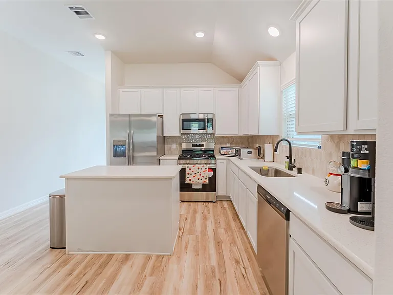 8439 Red Shiner Way — Photo 9