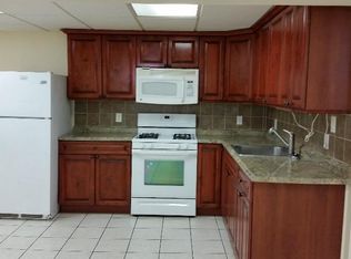 50 W John St, Hicksville, NY 11801