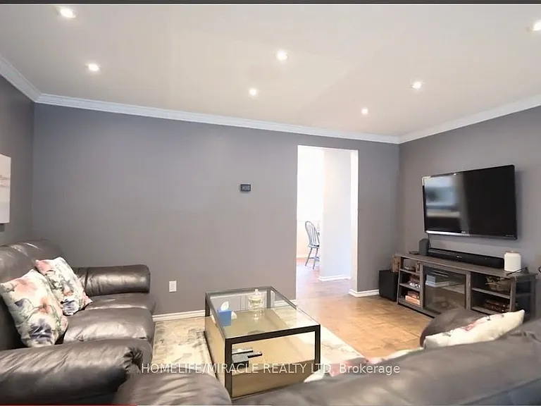 142 Hillmer Rd — Photo 1
